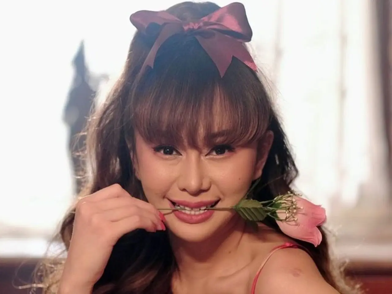 Denise Chariesta Minta Angpao Imlek untuk Anak, Sindir Ayah Kandung yang Tak Beri Santunan Denise Chariesta Minta Angpao Imlek untuk Anak, Sindir Ayah Kandung yang Tak Beri Santunan