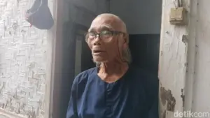 Aktor Diding Boneng Dirawat Intensif Akibat Serangan Asma Kambuh