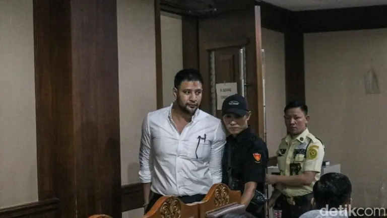 Ammar Zoni Akui Ramadan Tahun Ini Terberat Akibat Kasus Narkoba yang Menjerat