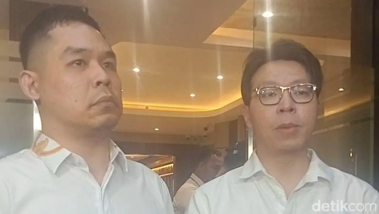 Richard Lee Tak Ditahan Usai Diperiksa 12 Jam, Wajib Lapor ke Polda Metro Jaya Richard Lee Tak Ditahan Usai Diperiksa 12 Jam, Wajib Lapor ke Polda Metro Jaya