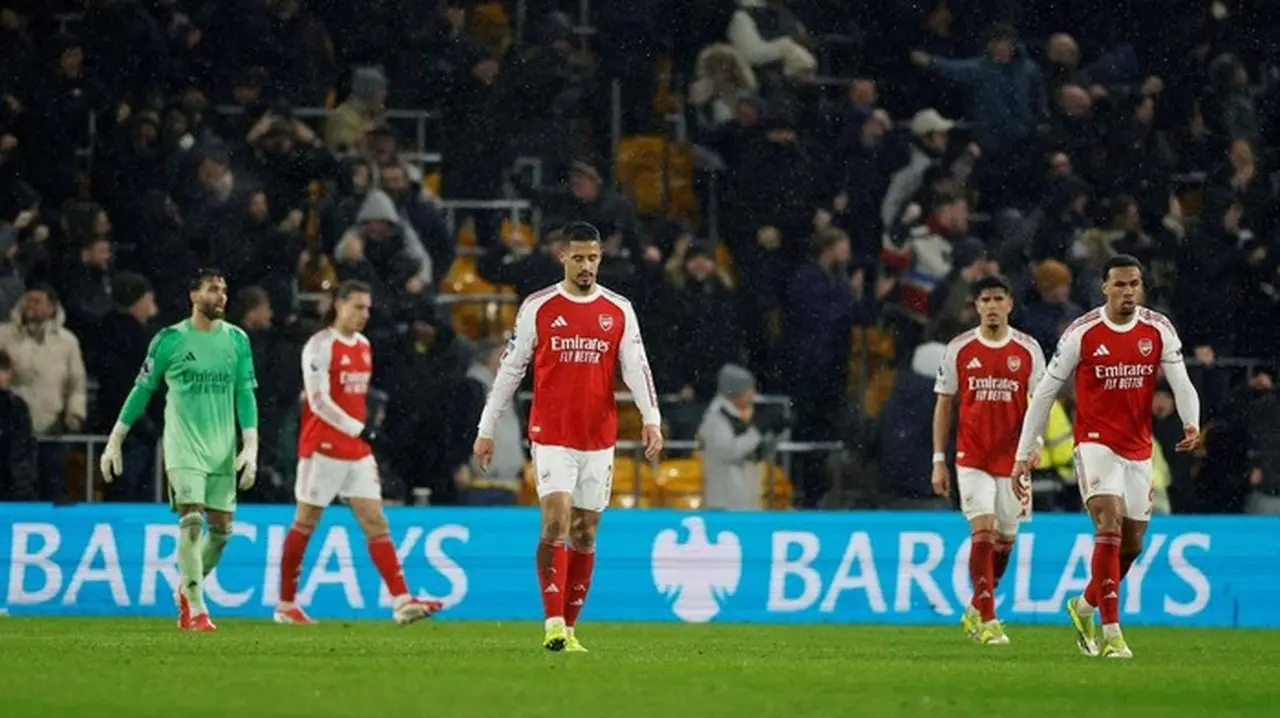 Rafael van der Vaart: Arsenal Tak Punya Pemain Kelas Dunia, Mentalitasnya Tak Cukup untuk Real Madrid Rafael van der Vaart: Arsenal Tak Punya Pemain Kelas Dunia, Mentalitasnya Tak Cukup untuk Real Madrid