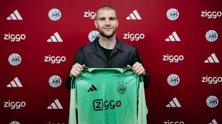 Maarten Paes Berpeluang Debut di Ajax, Analis ESPN Puji Kesiapannya