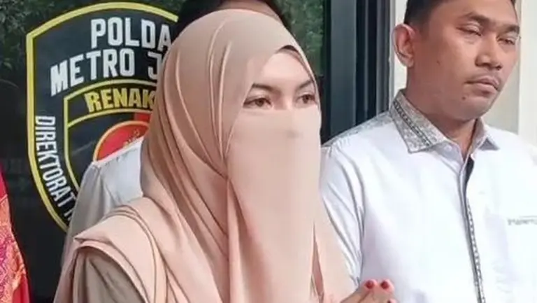 Wardatina Mawa Nikmati Peran Selebritas Baru di Tengah Konflik Perselingkuhan dengan Inara Rusli