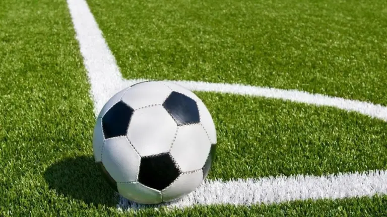 Jadwal Bola Akhir Pekan: Derby London Utara, Duel Papan Atas Serie A, dan Laga Krusial Persib