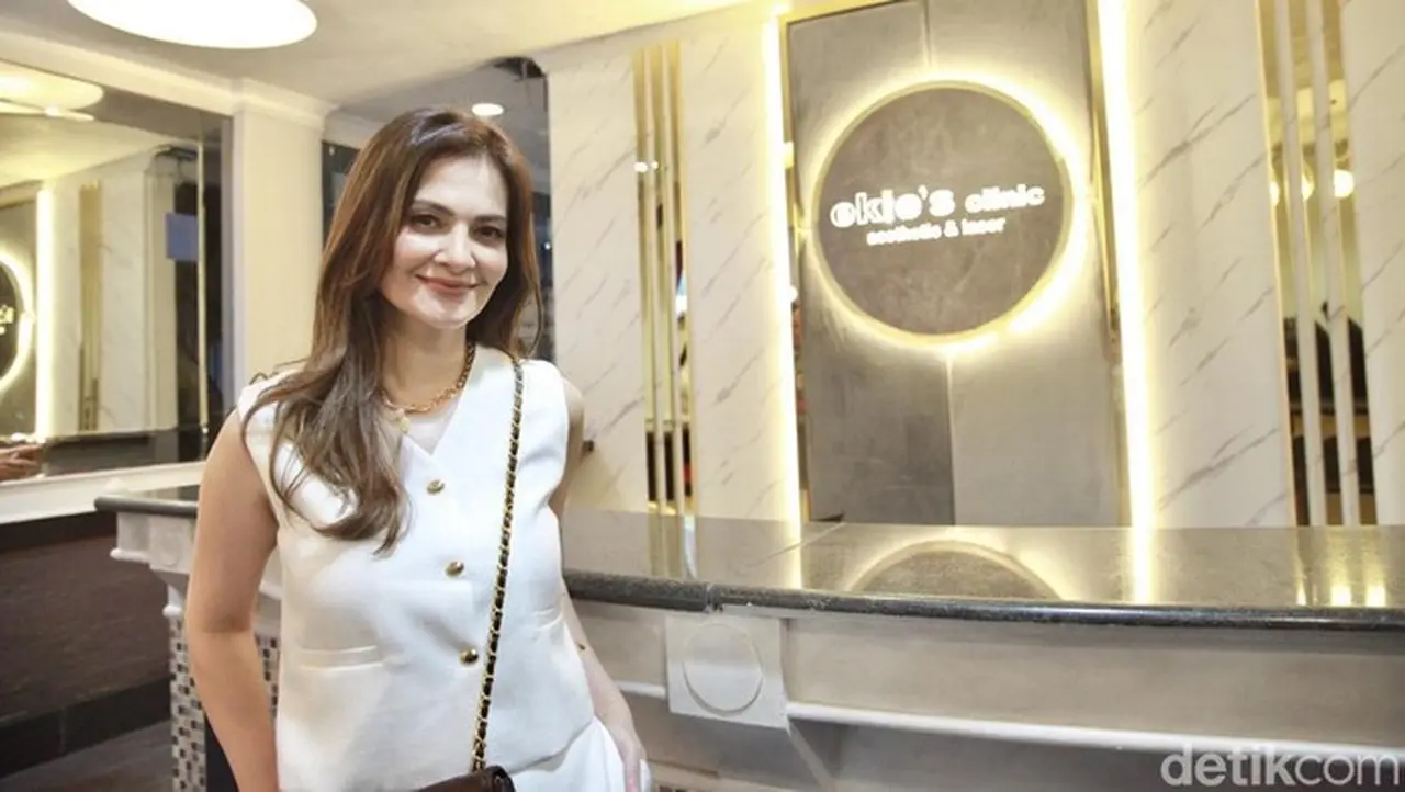 Cut Tari Ungkap Keseruan Menjadi Ibu Rumah Tangga: Lebih Sibuk dari Dunia Hiburan