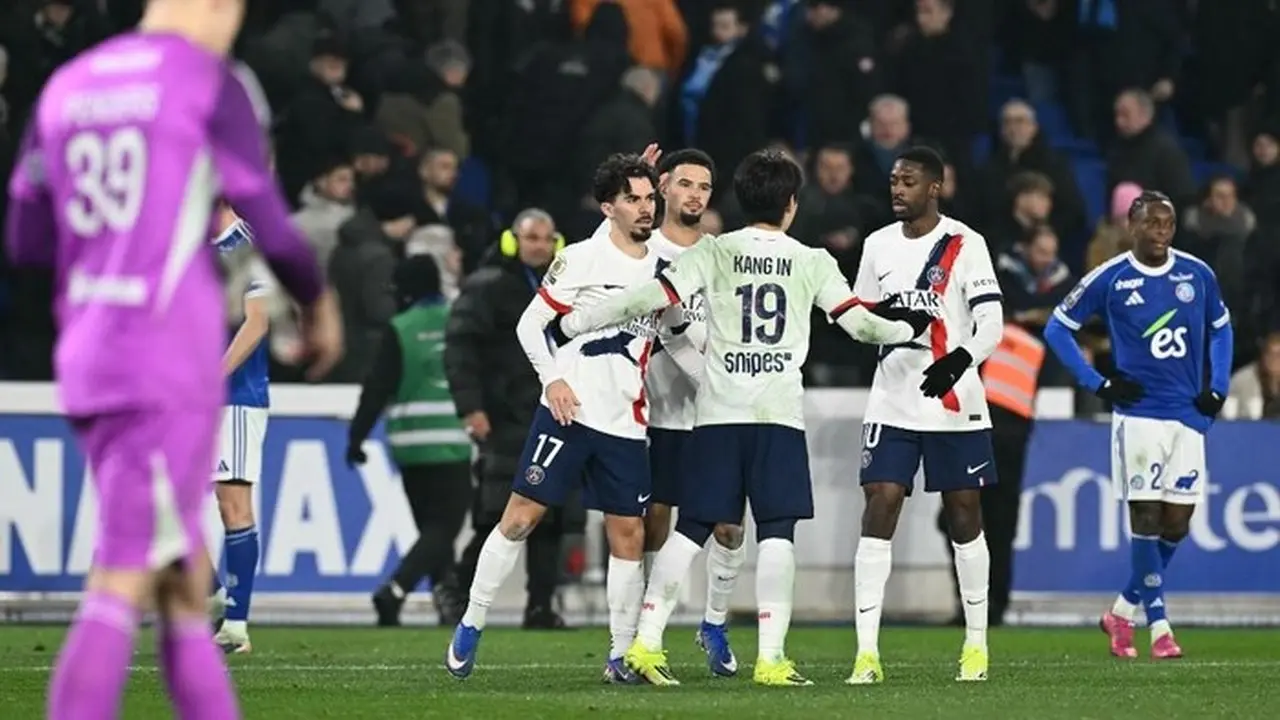 PSGERCELAH DI KANDANG STRASBOURG 2-1, ACHRAF HAKIMI DAPAT KARTU MERAH PSGERCELAH DI KANDANG STRASBOURG 2-1, ACHRAF HAKIMI DAPAT KARTU MERAH