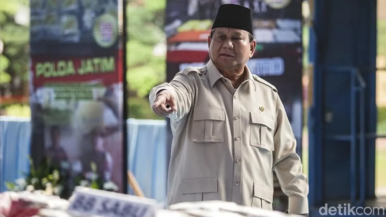 Istana Ungkap Tokoh yang Bertemu Prabowo, Bukan Oposisi tapi Tokoh Masyarakat Istana Ungkap Tokoh yang Bertemu Prabowo, Bukan Oposisi tapi Tokoh Masyarakat