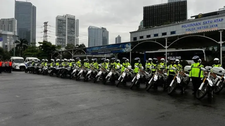 Polda Metro Jaya Kerahkan 2.939 Personel untuk Operasi Keselamatan Jaya 2026 Polda Metro Jaya Kerahkan 2.939 Personel untuk Operasi Keselamatan Jaya 2026