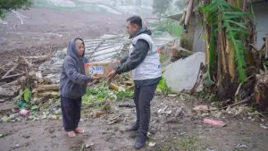 BRI Peduli Beri Trauma Healing untuk Anak Korban Longsor Cisarua Bandung Barat