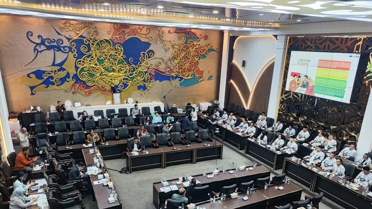 PGRI Desak DPR Segera Sahkan RUU Perlindungan Guru dari Kriminalisasi PGRI Desak DPR Segera Sahkan RUU Perlindungan Guru dari Kriminalisasi