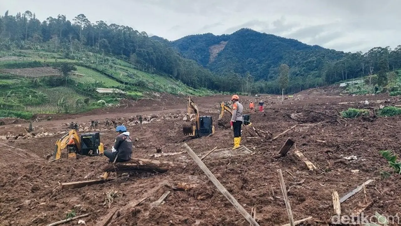 Longsor Cisarua: 78 Body Pack Ditemukan, Tim SAR Masih Cari 2 Korban Hilang
