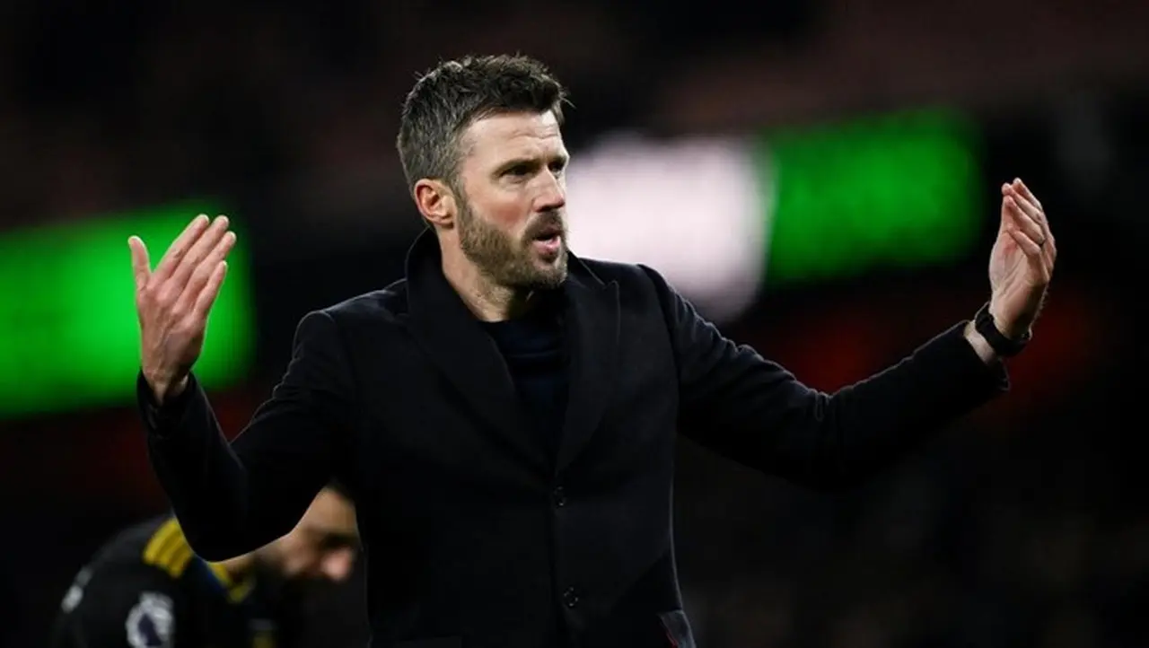 Michael Carrick Hidupkan Gairah Old Trafford, MU Raih Kemenangan Dramatis atas Fulham