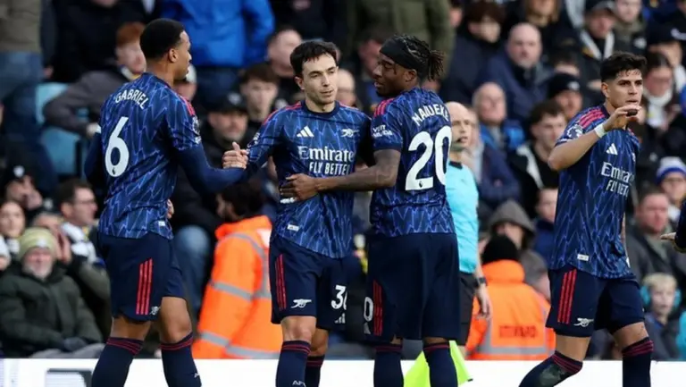 Tiga Bulan Krusial Arsenal: Dari Final Carabao Cup hingga Ambisi Quadruple Tiga Bulan Krusial Arsenal: Dari Final Carabao Cup hingga Ambisi Quadruple