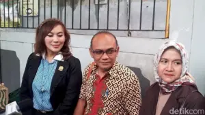 Adly Fairuz Disentil soal Tanda Tangan Akta Pengembalian Dana Rp 3,6 Miliar