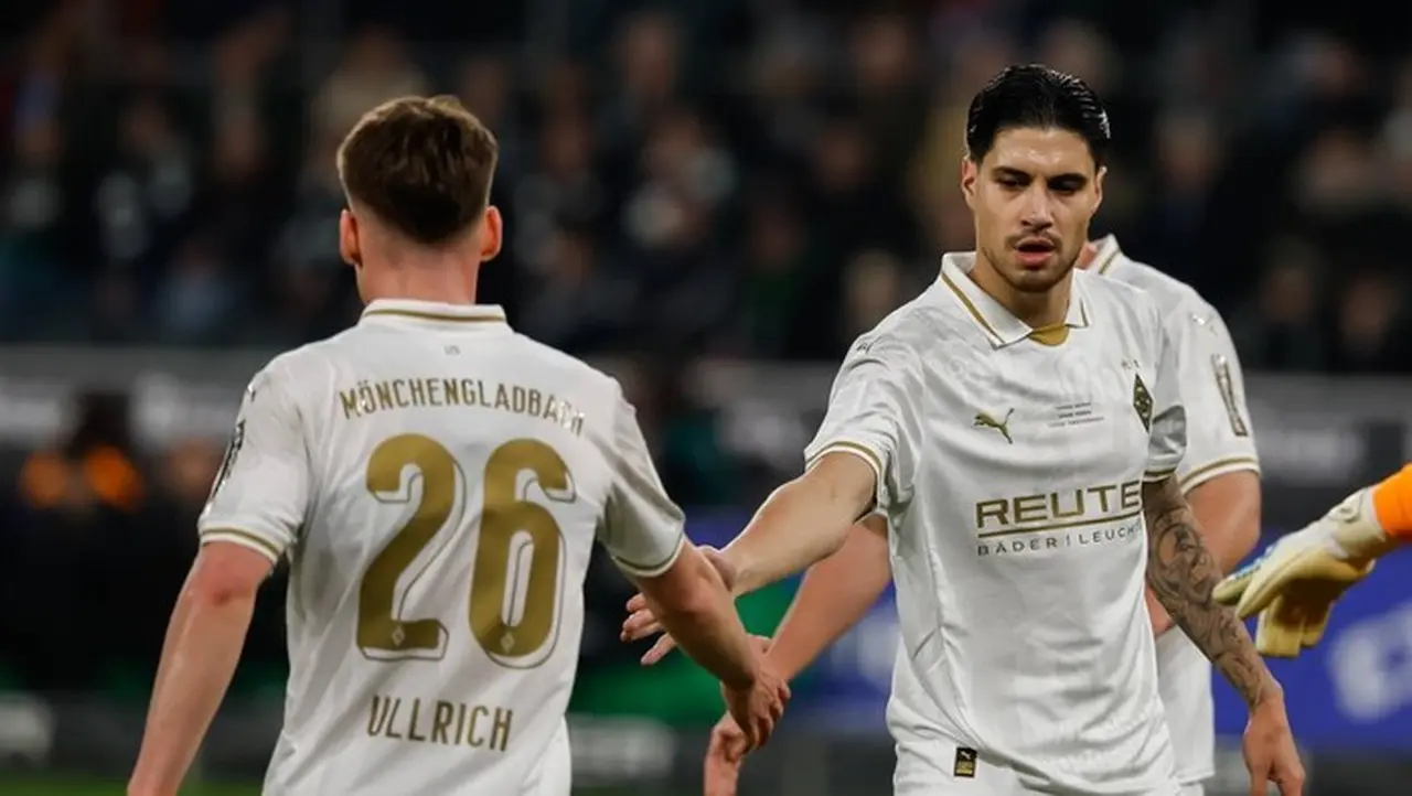 Kevin Diks Main Penuh, Duel Imbang 1-1 Borussia Moenchengladbach vs Bayer Leverkusen