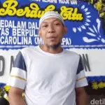 Ajie Darmaji Bangkit dari Duka, Jalani Peran Ganda Ayah-Ibu Lewat Podcast
