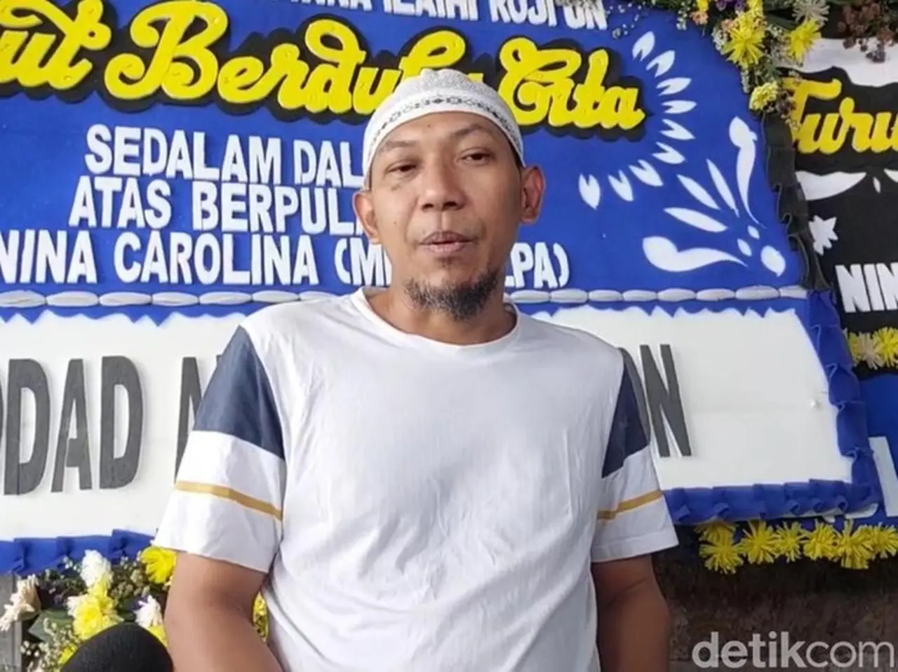 Ajie Darmaji Bangkit dari Duka, Jalani Peran Ganda Ayah-Ibu Lewat Podcast