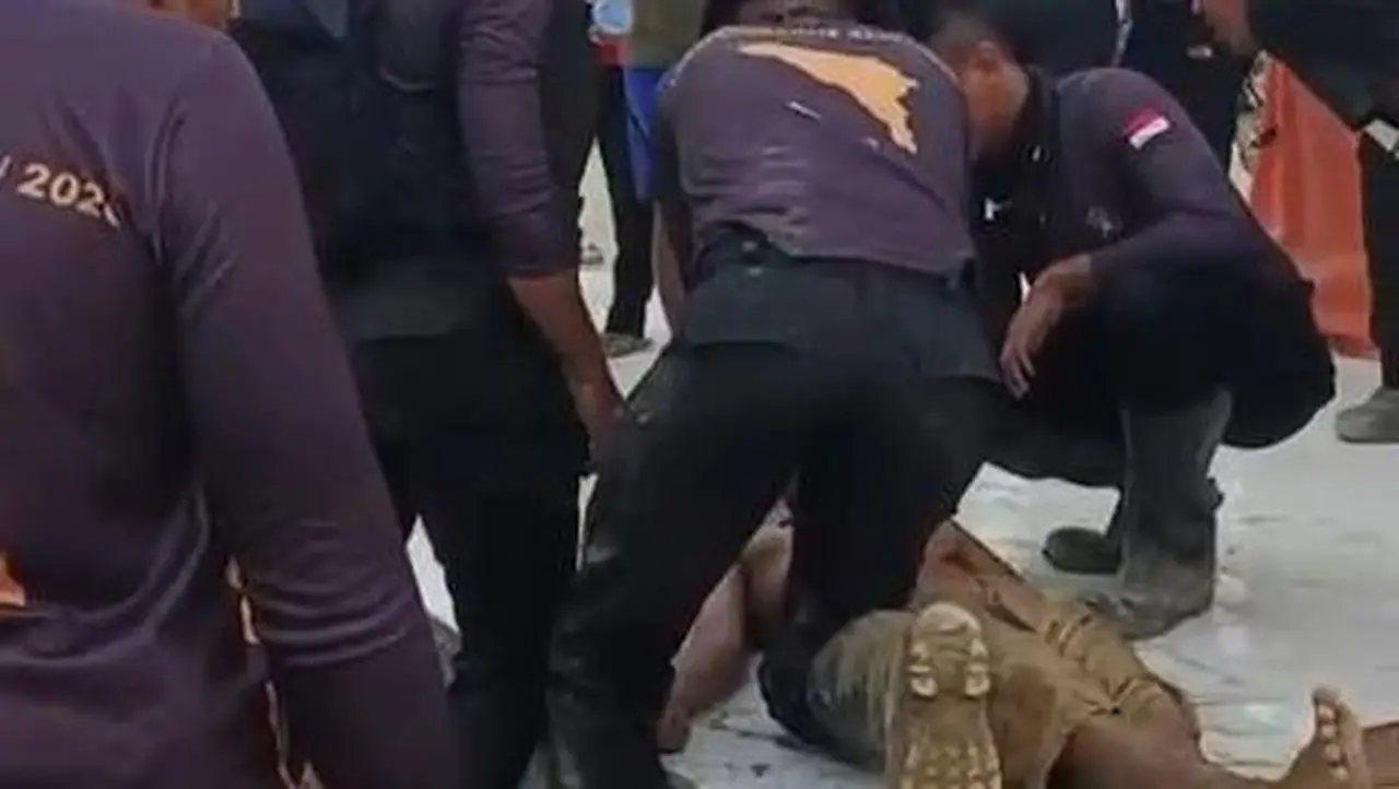 Aksi Heroik 7 Taruna Akpol Selamatkan Remaja yang Hanyut di Sungai Kuala Simpang Aceh Aksi Heroik 7 Taruna Akpol Selamatkan Remaja yang Hanyut di Sungai Kuala Simpang Aceh