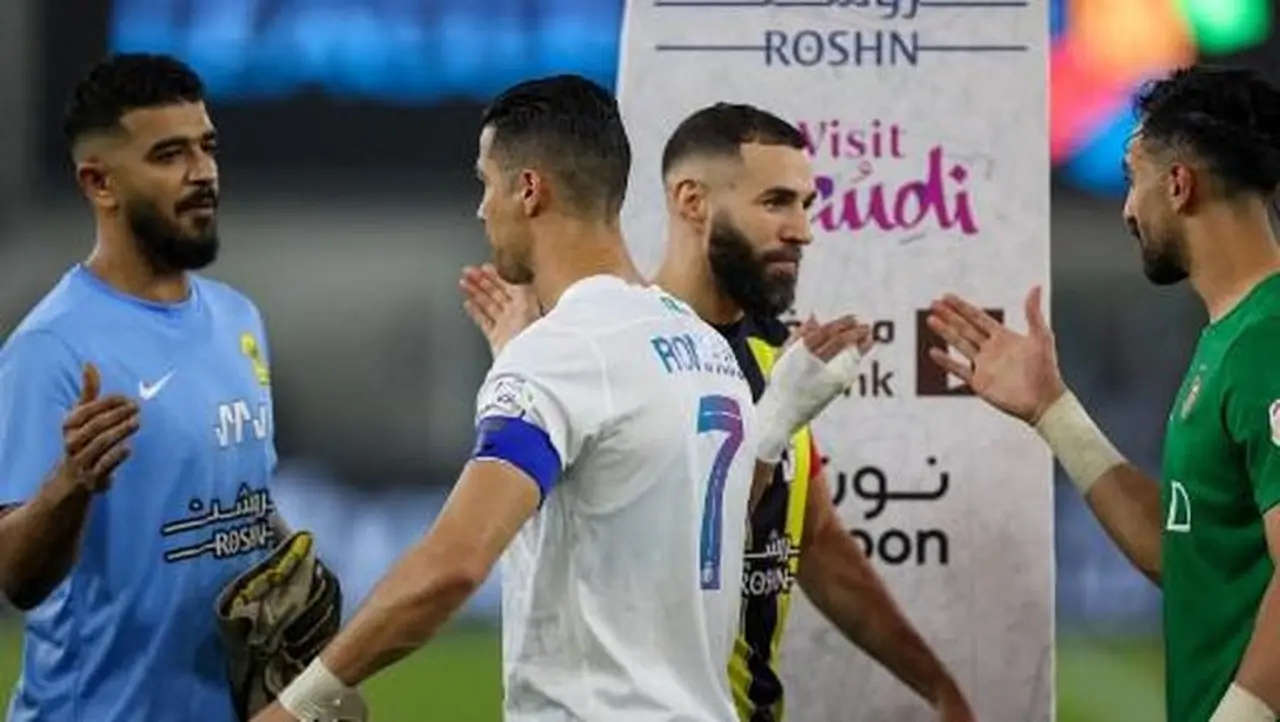 Cristiano Ronaldo Mogok Main di Al Nassr, Diduga Dipicu Lelucon Gaji dan Trofi dari Karim Benzema