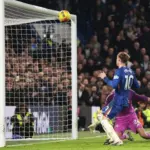 Cole Palmer Sia-siakan Peluang Emas, Chelsea Ditahan Imbang Leeds 2-2