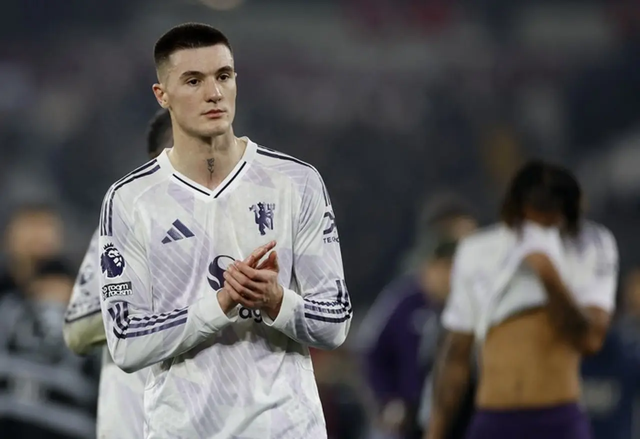 Benjamin Sesko Selamatkan Manchester United dari Kekalahan, Finishingnya Mulai Memukau